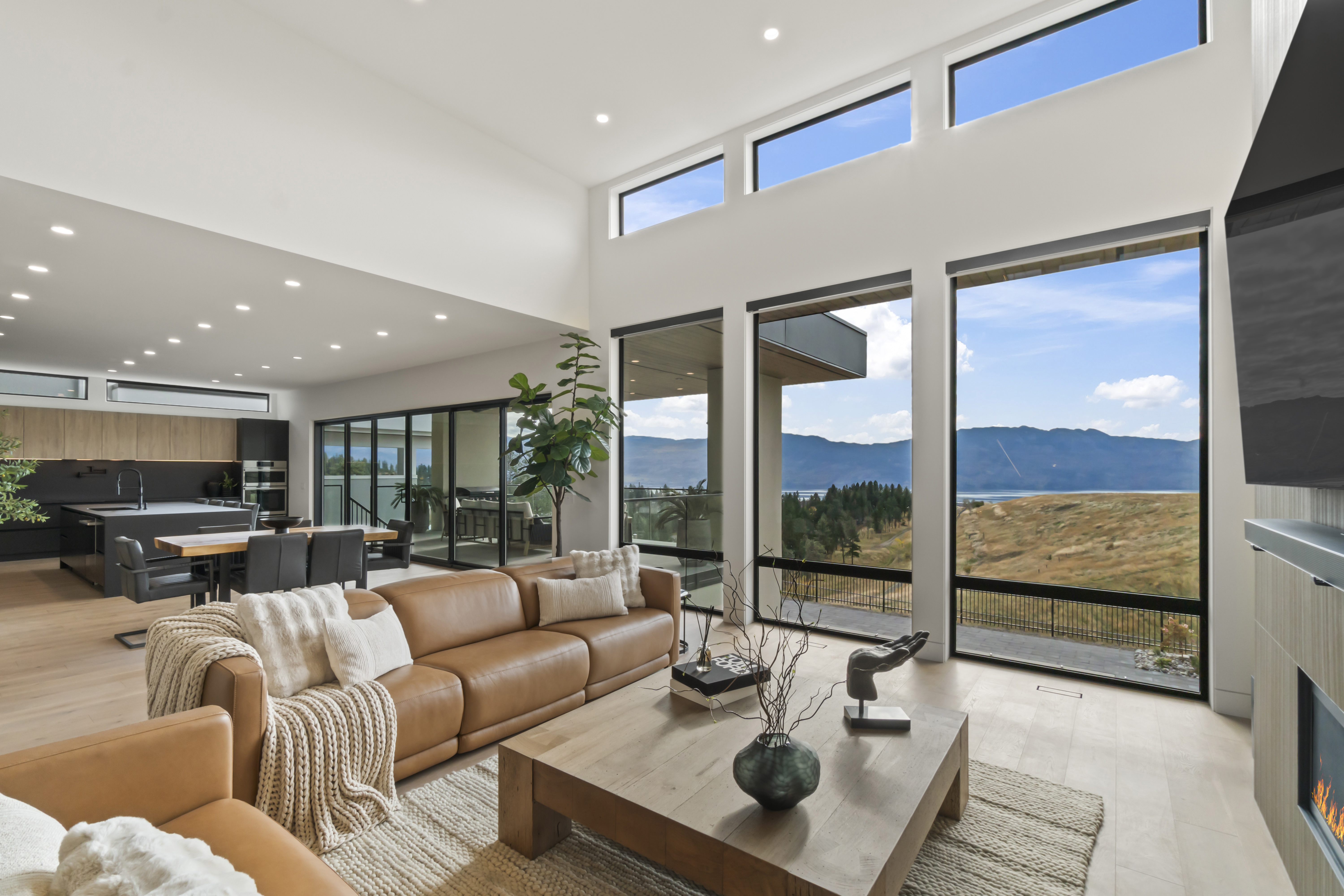Main living area at Pinnacle Ridge Residence
